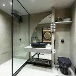 Studio Palace!